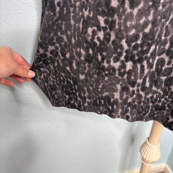 a.n.a Plus Size animal Print Sweater - Picture 6 of 11
